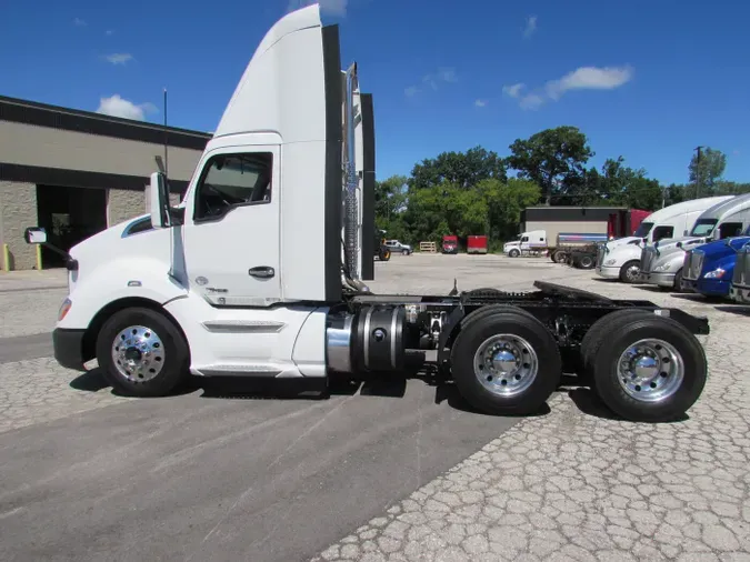 2022 Kenworth T680