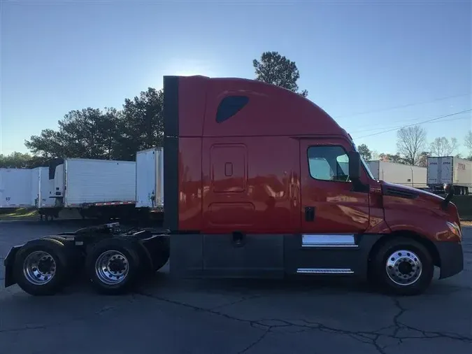 2020 FREIGHTLINER CASCADIA