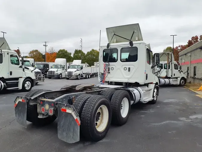 2020 FREIGHTLINER/MERCEDES NEW CASCADIA PX12664