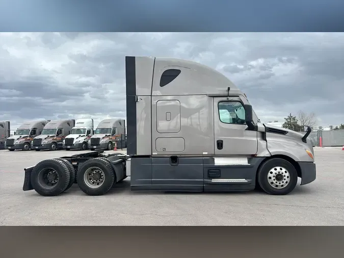 2021 Freightliner Cascadia