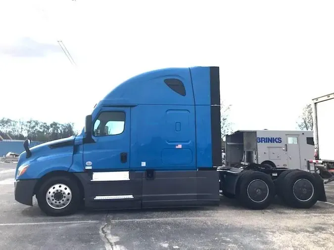 2021 Freightliner Cascadia