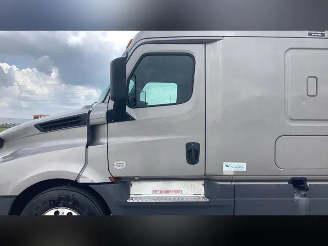 2020 Freightliner Cascadia