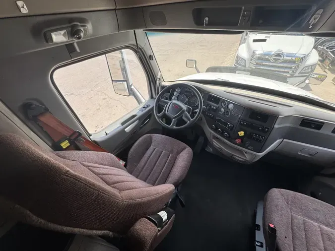 2022 Peterbilt 579bc1078bc33ff8823ebb0a1686d1f3390