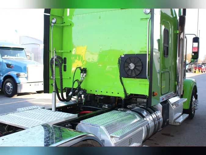 2021 Freightliner CORONADObc170e46b37210cc9eddd121b8b1cc2e