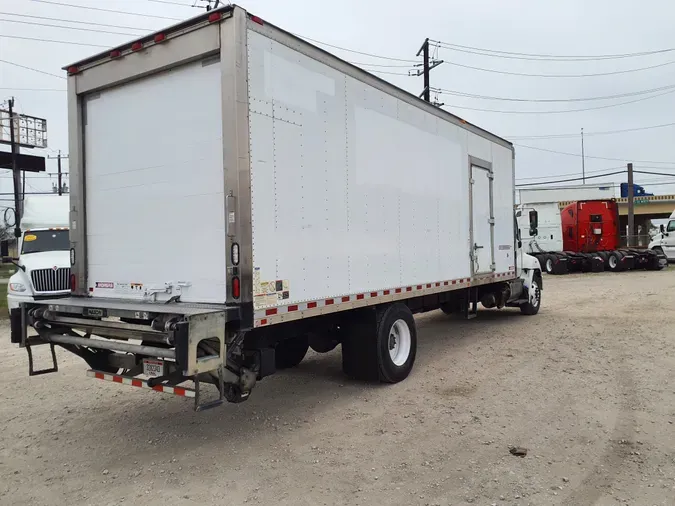 2016 FREIGHTLINER/MERCEDES M2 106