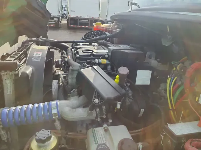 2020 FREIGHTLINER/MERCEDES M2 106bc1bb0cf22aa7f02fb8fc6383125f353