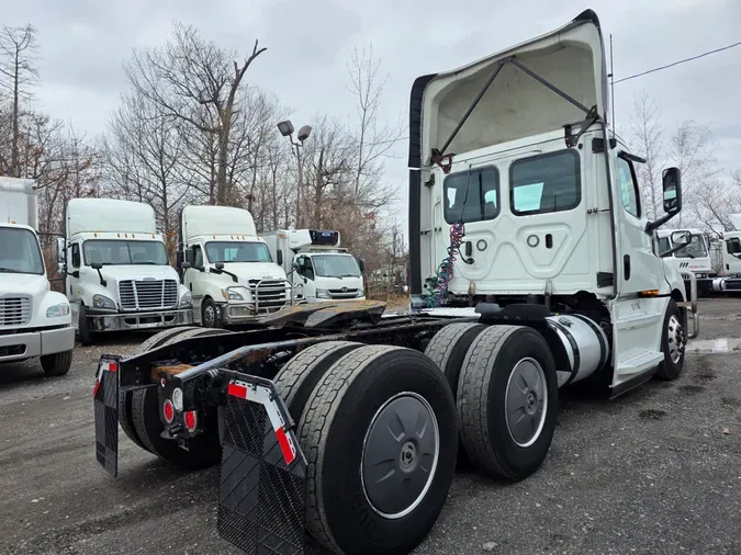 2019 FREIGHTLINER/MERCEDES NEW CASCADIA PX12664