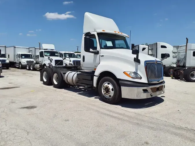 2019 NAVISTAR INTERNATIONAL LT625 DAYCAB T/A