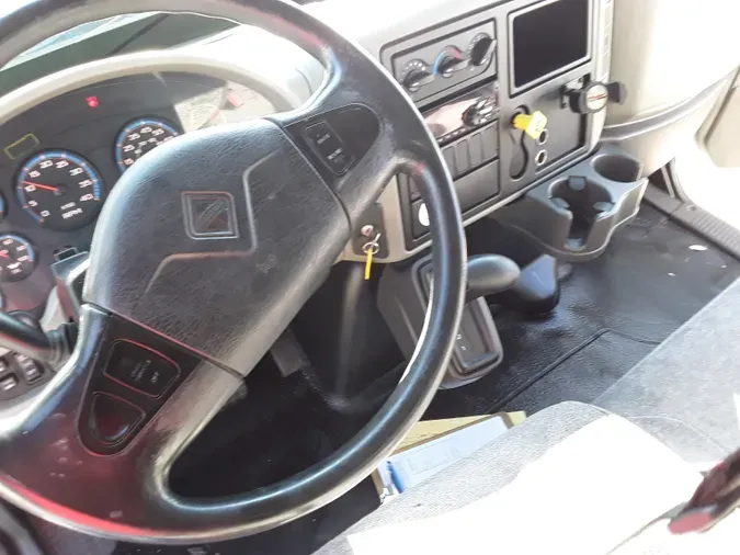 2017 NAVISTAR INTERNATIONAL 4300