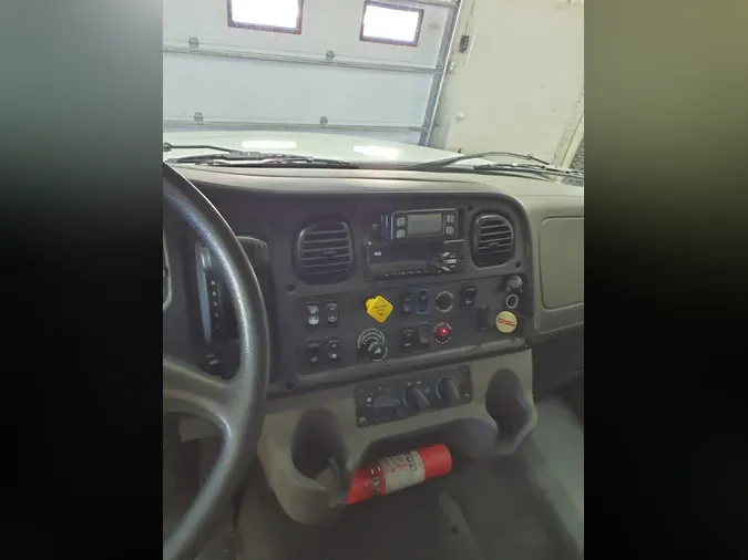 2019 FREIGHTLINER/MERCEDES M2 106