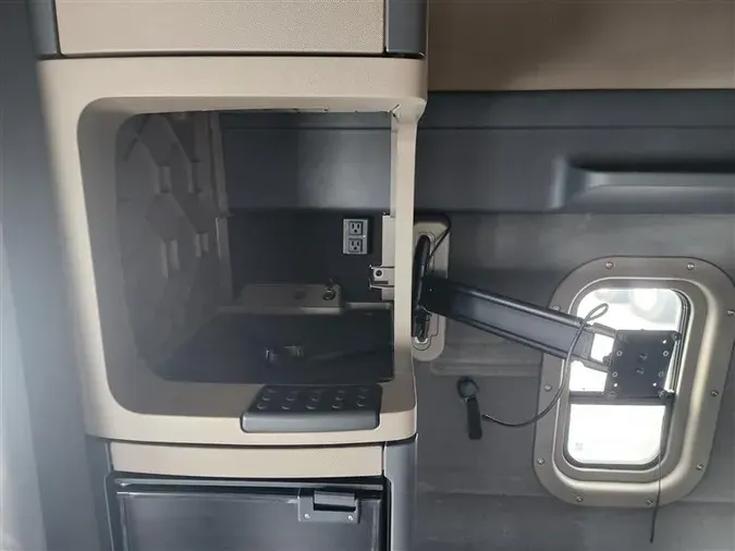 2020 FREIGHTLINER CASCADIA