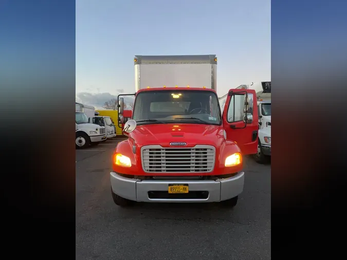 2018 FREIGHTLINER/MERCEDES M2 106