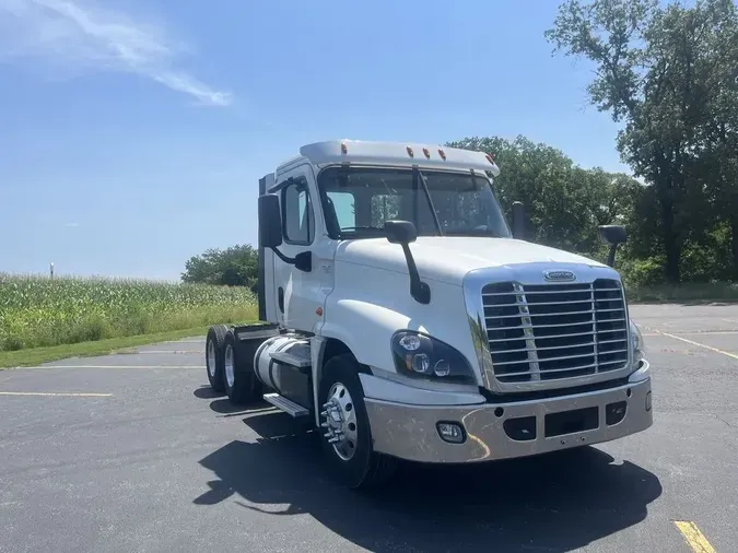 2016 Freightliner Cascadia