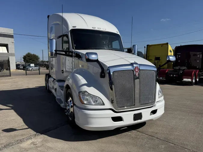 2022 Kenworth T680bc2833bec41a7d9f58e9454ae8ae6087