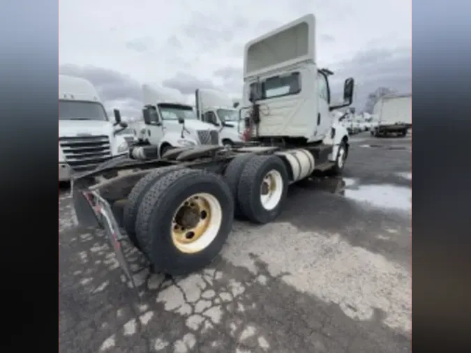 2021 NAVISTAR INTERNATIONAL LT625 DAYCAB T/A