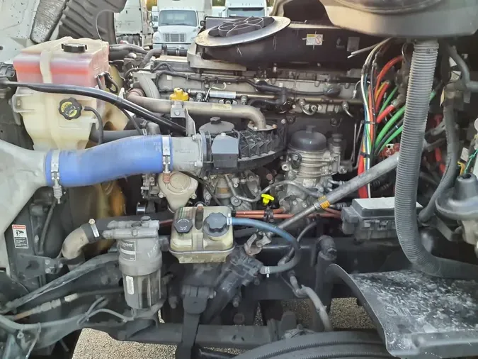 2019 FREIGHTLINER CASCADIA 125