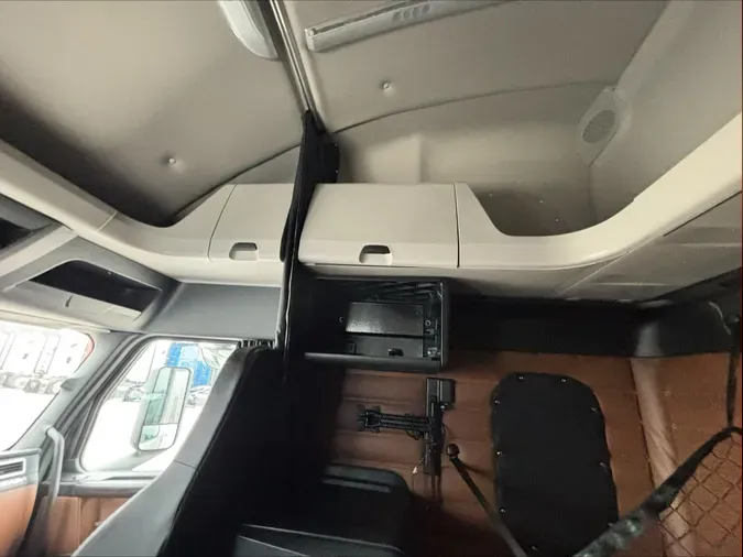 2024 Freightliner Cascadia 126