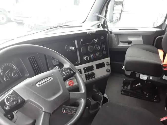 2019 FREIGHTLINER/MERCEDES NEW CASCADIA PX12664