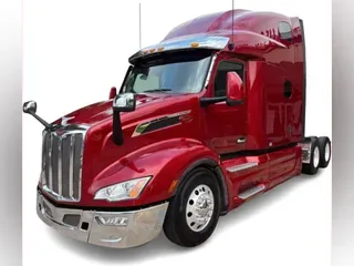 2023 Peterbilt 579