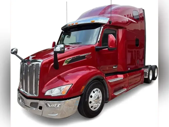 2023 Peterbilt 579bc3b495123ea18b43c289d976866cd09