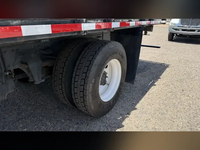 2020 FREIGHTLINER/MERCEDES M2 106