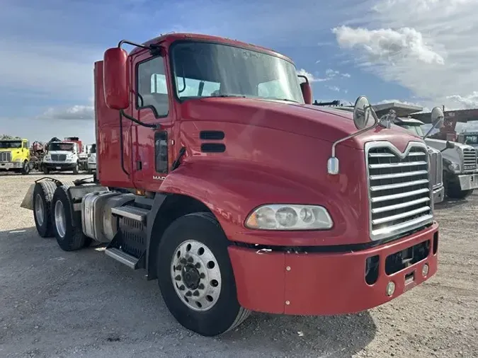 2018 MACK PINNACLE CXU613bc5057e6e29a54346517b5d9bcee23a0