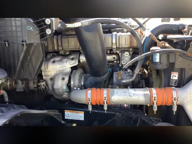 2021 Freightliner Cascadia 126