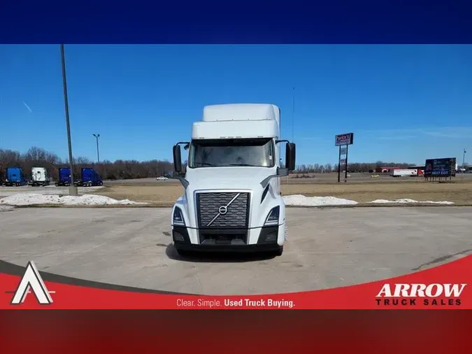 2021 VOLVO VNL740