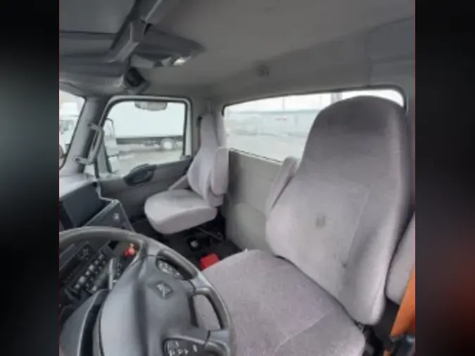 2021 NAVISTAR INTERNATIONAL LT625 DAYCAB T/A