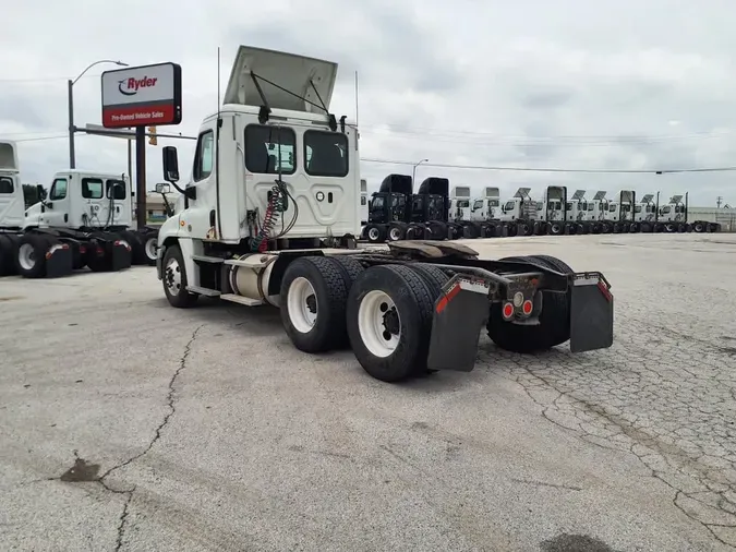 2018 FREIGHTLINER CASCADIA 125