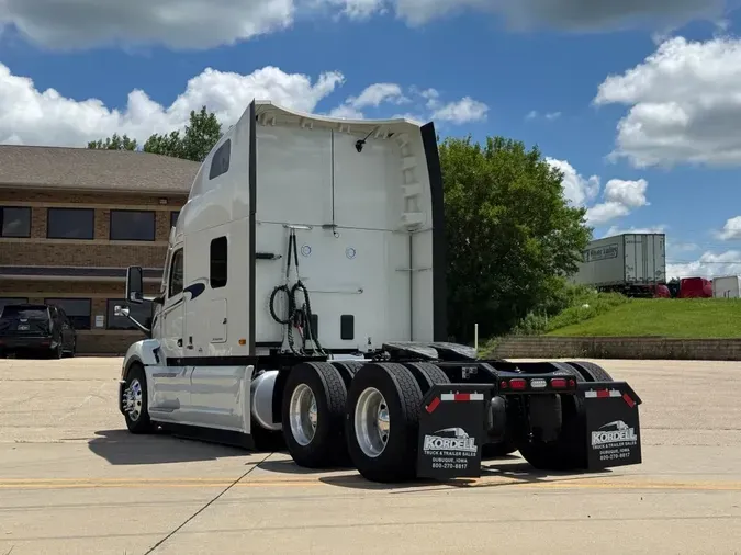 2024 PETERBILT 579