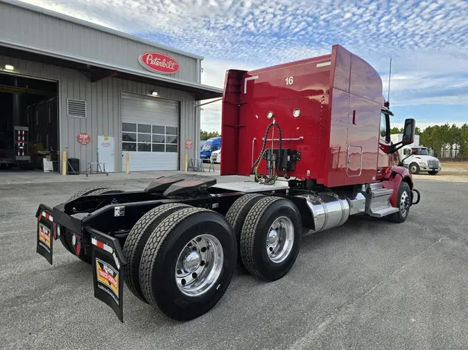 2022 Peterbilt 579