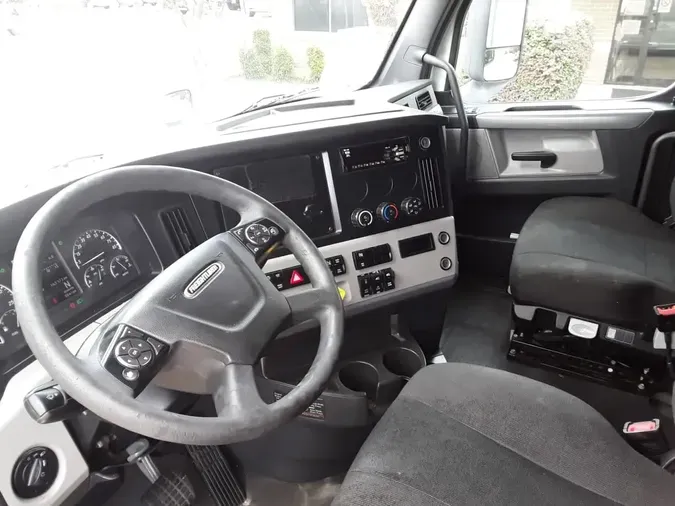 2020 FREIGHTLINER NEW CASCADIA PX12664