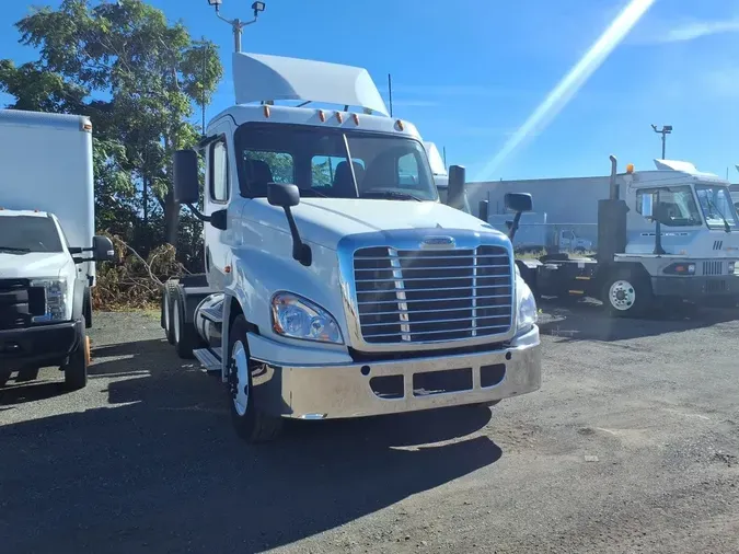 2018 FREIGHTLINER/MERCEDES CASCADIA 125bc626eaccf569b7d4a7d49450a59df69