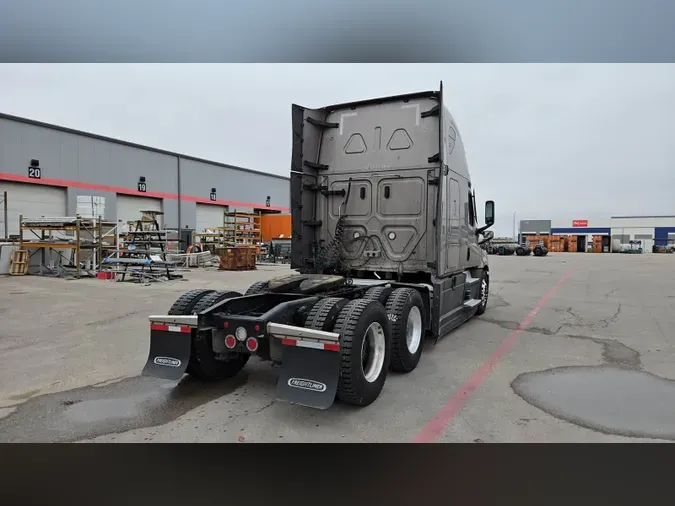 2024 Freightliner Cascadia