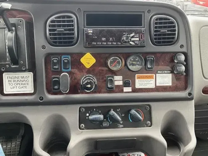 2019 Freightliner Business Class M2 106bc6d5e03fae2eb15d60b8ad593a2fc08