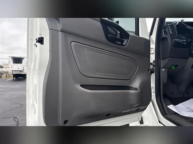 2019 INTERNATIONAL LT