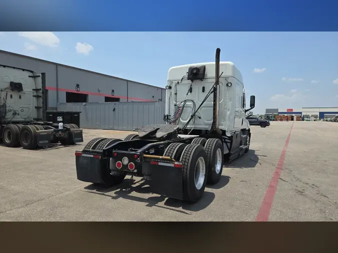 2022 Freightliner Cascadia 126