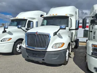 2019 NAVISTAR INTERNATIONAL LT625 SLPR CAB