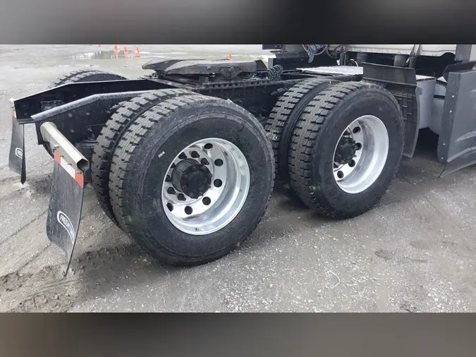 2021 Freightliner Cascadia