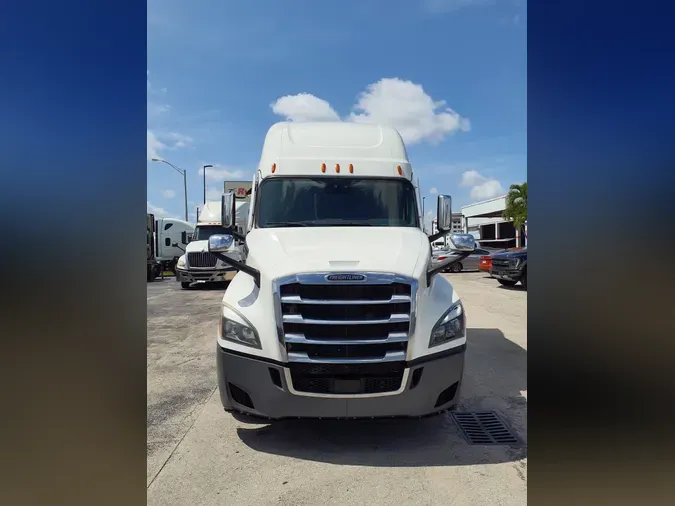2020 FREIGHTLINER/MERCEDES NEW CASCADIA PX12664