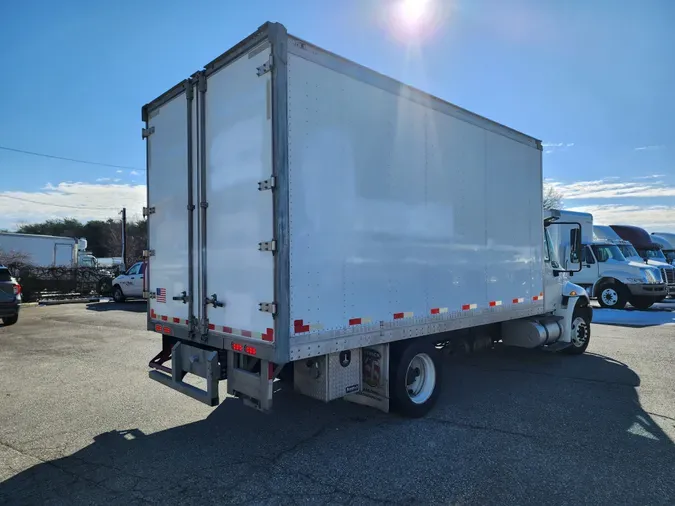 2019 NAVISTAR INTERNATIONAL 4300 LP