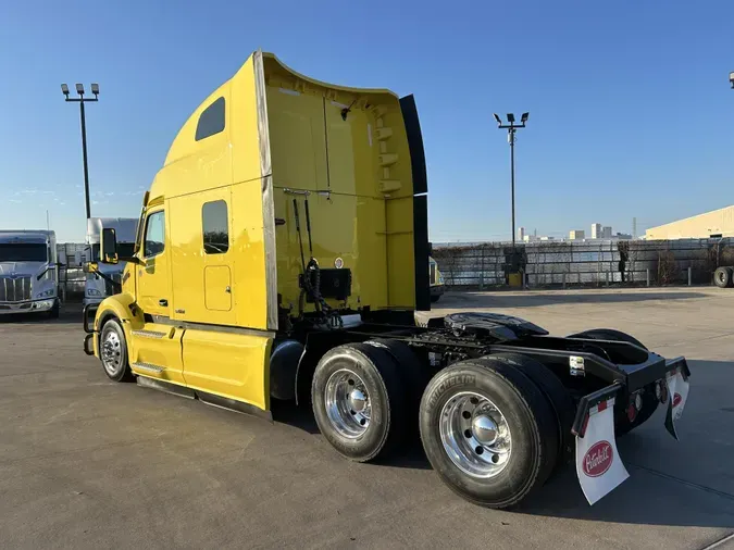 2024 Peterbilt 579