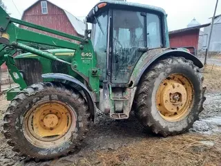 2004 John Deere 6420