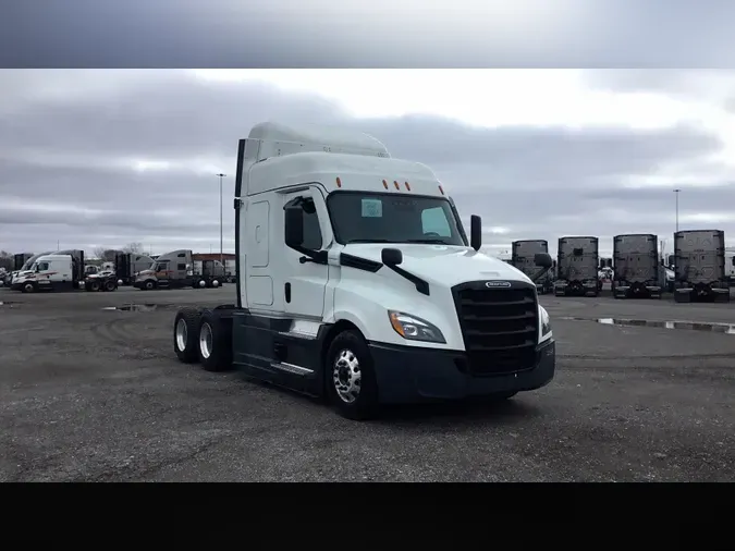 2021 Freightliner Cascadia 126bc7a6f8767f0caf7cab214ba5c9f8fd7