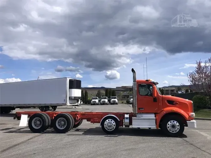 2018 PETERBILT 567