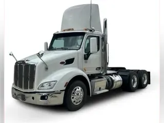 2020 Peterbilt 579