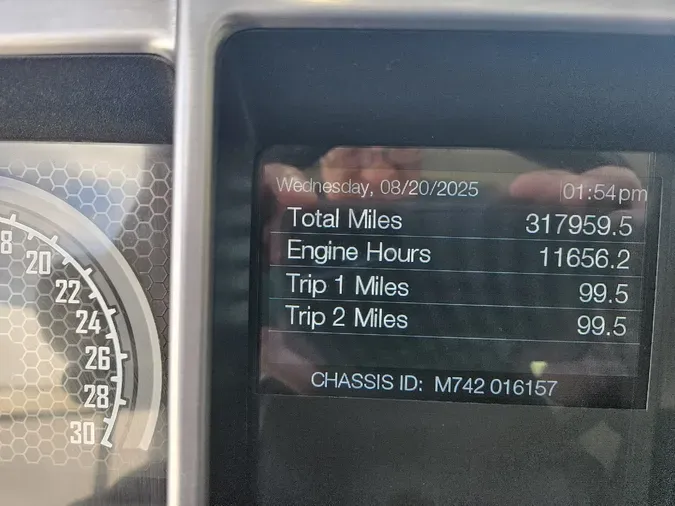 2020 MACK AN64T