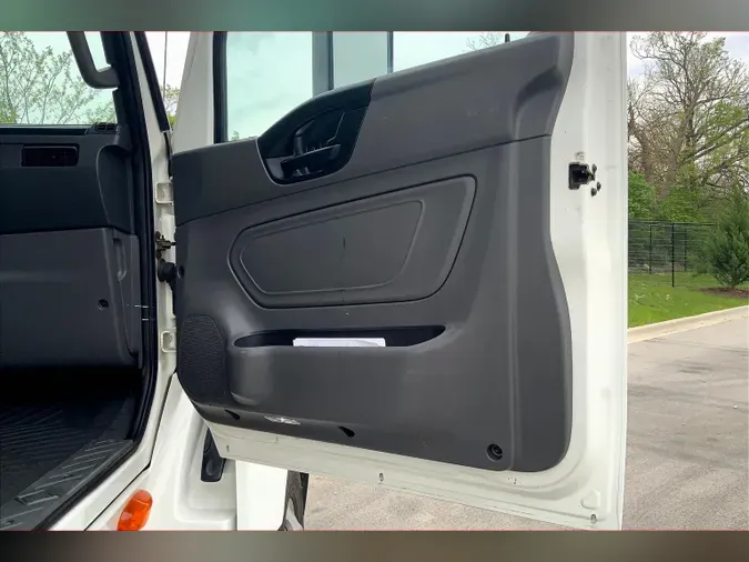 2019 INT LT625 6x4