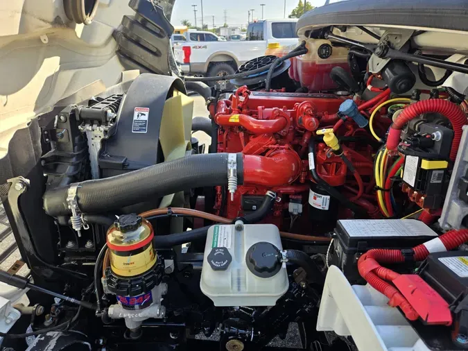 2020 Freightliner Business Class M2 106